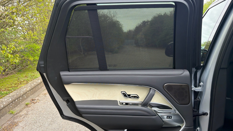 Land Rover Range Rover 4.4 P615 V8 SV 4dr Auto Petrol Estate